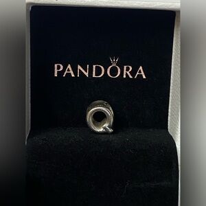 PANDORA Charm Alphabet Letter Q